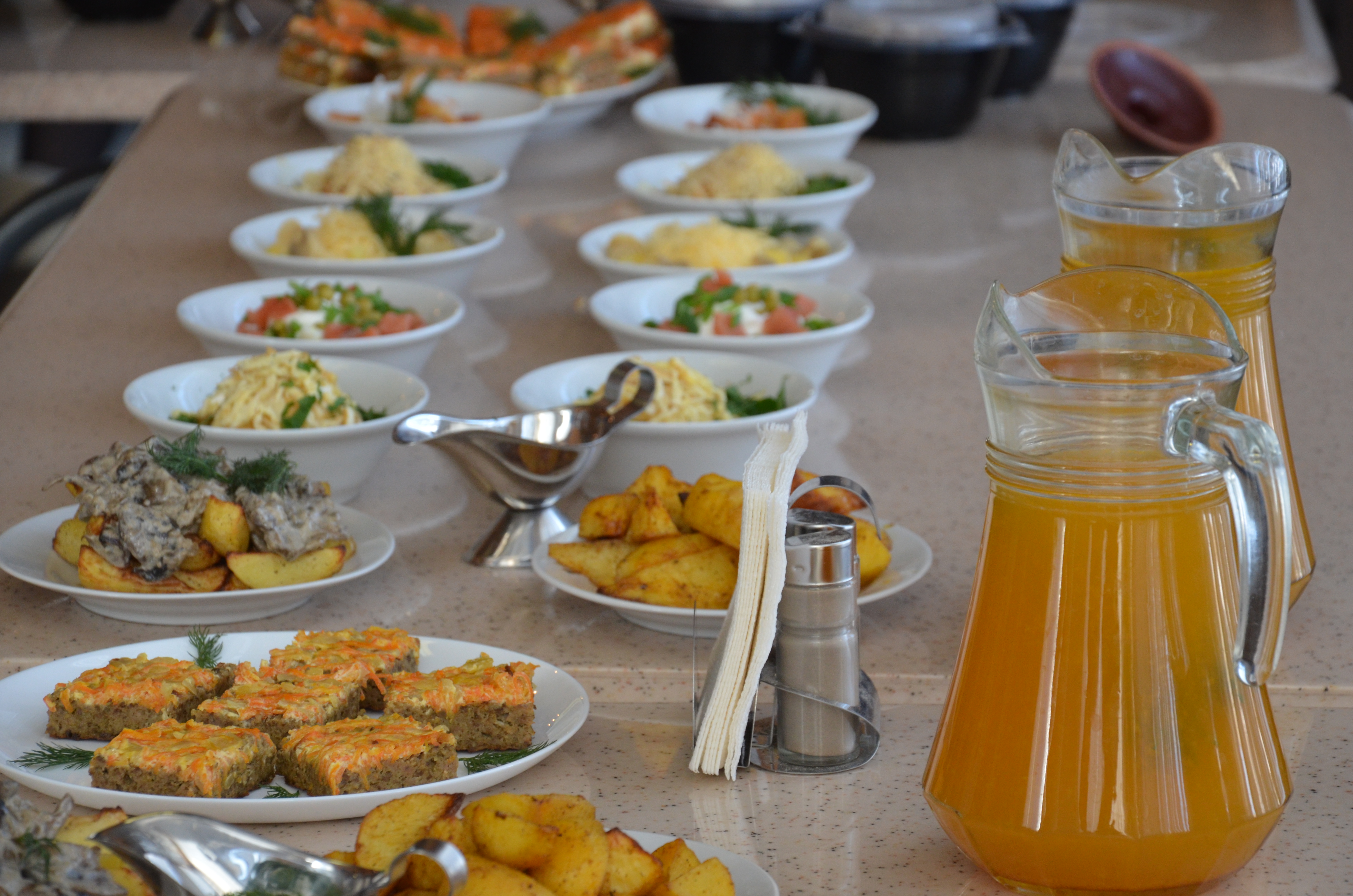 Выравнивание уровня бюджетной обеспеченности. Направления влияния государства на денежную систему с примерами. Дотации предприятий это. Дотирование новых разработок. Дотирование новых разработок.